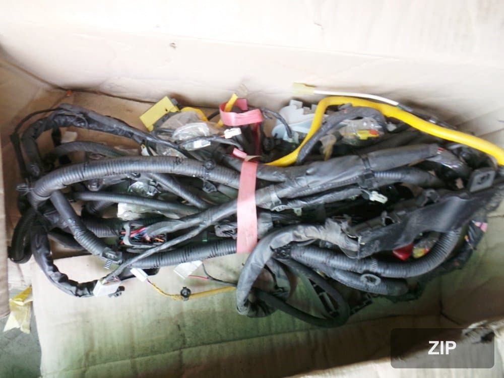 Жгут проводов пола 915033S604