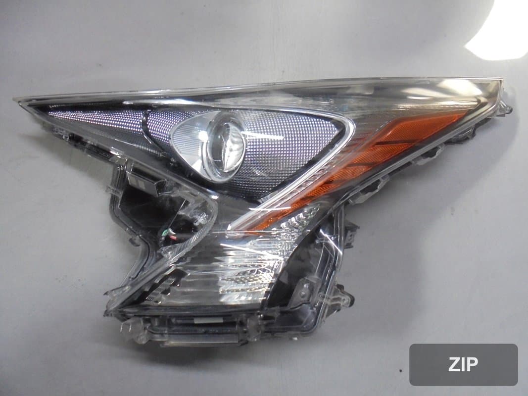 Крышка фары LED левая 8118547701