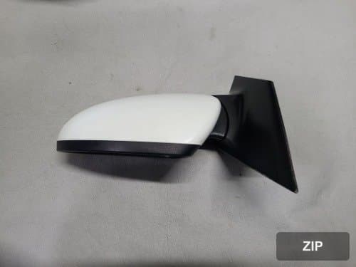 Зеркало боковое левое электрорегулируемое с электросгибанием GAZ Pure White 08-13