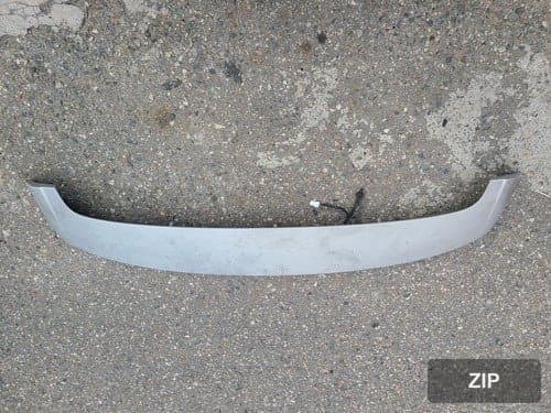 Спойлер крышки багажника