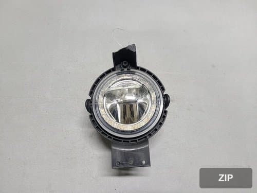 Противотуманная фара LED передняя левая 030689001