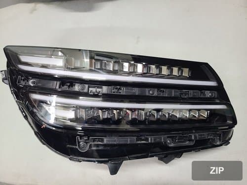 Фара передняя правая 92102T6500