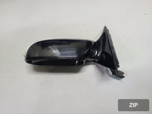Боковое зеркало левое с электроприводом и LED 876103L030EB