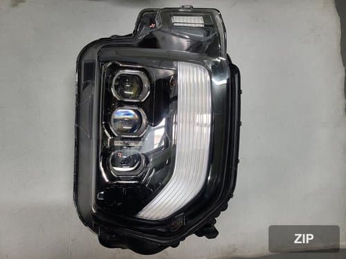 Фара передняя правая LED 13-контактная 92102S8100