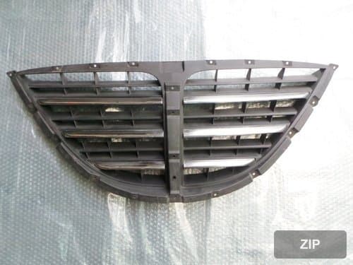 Решетка радиатора Rodius P7945021000