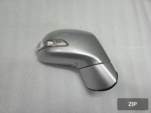 Боковое зеркало правое (8 контактов) электрическое складывающееся с LED 876201D9013D серебристое