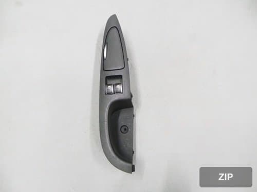 Подрамник электростеклоподъемника заднего правого Equus VI 935903N1504X