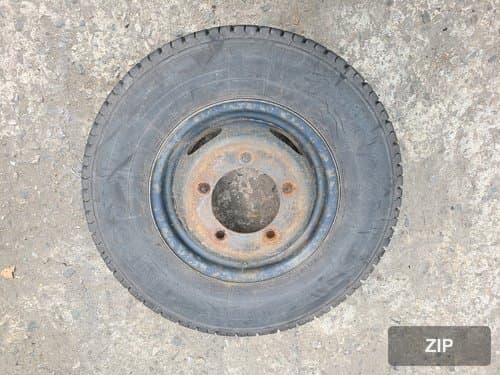 Колесо в сборе задние стальное 529104E130 с шиной Kumho 5.50R13 13 дюймов 1.2-1.4 тонн