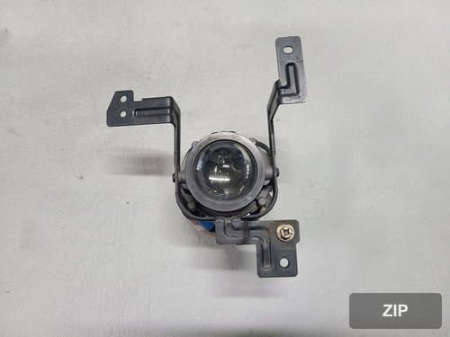 Противотуманная фара передняя правая 92202M6000
