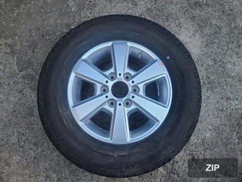 Колесо с шиной Continental 16 дюймов 235/65R16