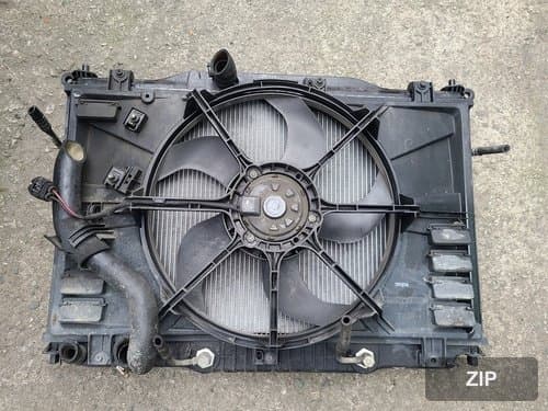 Радиатор охлаждения в сборе с конденсором и вентилятором 2101014245
