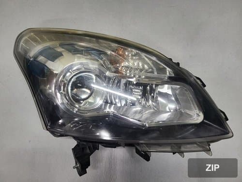 Фара передняя правая HID 26010JY15A