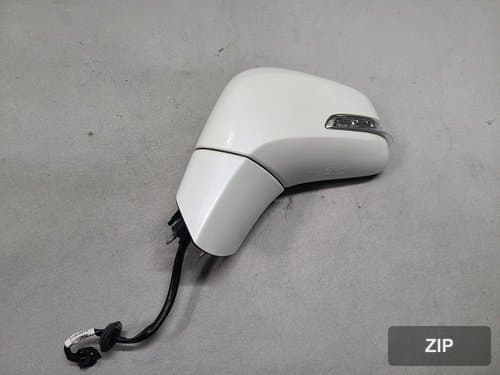 Боковое зеркало левое электрорегулируемое складывающееся с LED P95373902GYN белый перламутр