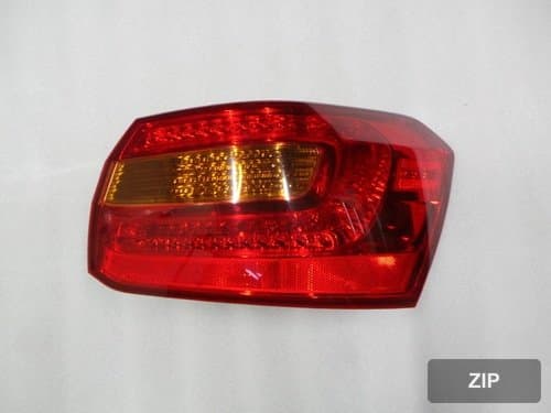 Фонарь задний правый K7 924023R000 (тип с лампой-сигнализатором)