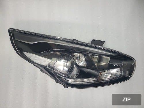 Фара передняя правая 92102A4000