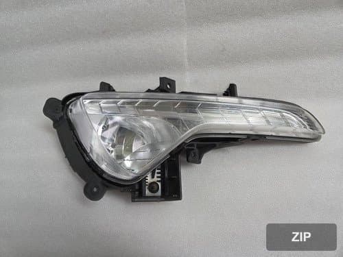 Противотуманный фонарь переднего бампера правый Sportage R 922023W100