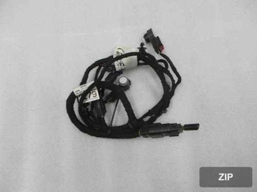 Накладка заднего бампера с проводкой P42473179 + датчики P84024114 (4 шт.)