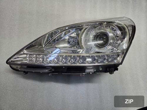 Фара передняя левая HID (10 контактов) 921013N080