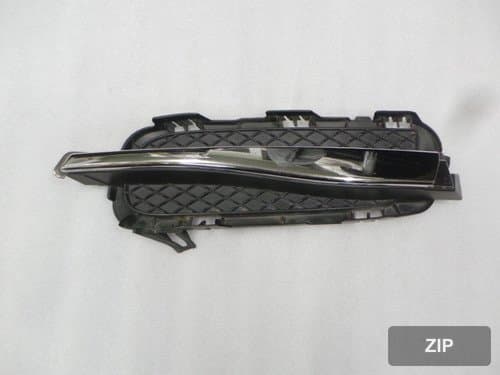 Решетка нижняя переднего бампера левая 8X2315K233