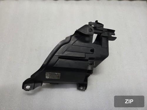 Кронштейн фары передней правый Audi Q7 1 поколения 4L0941614A