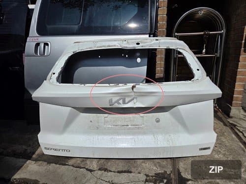 Дверь багажника Sorento MQ4 72800P2400