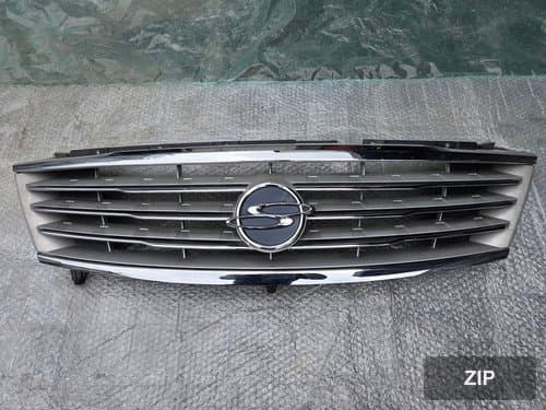 Решетка радиатора Rexton W 7946008B00 7946108D00 серебристая