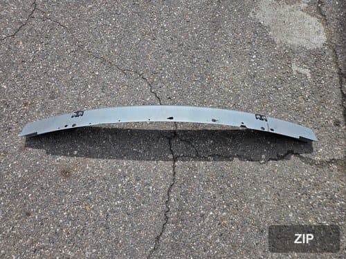 Усилитель бампера переднего Impala P23124168 23124168
