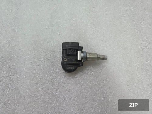 Датчик давления воздуха в шине TPMS 529331J000