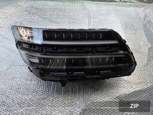 Фара передняя правая 92102T6100