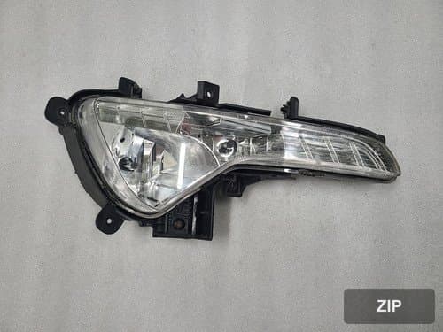 Противотуманная фара передняя правая Sportage R 922023W200 (с функцией поворотного света)