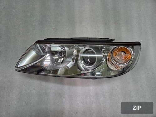 Фара передняя левая 921013L300