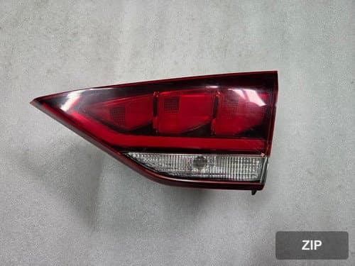 Задний фонарь правый 92404B1500