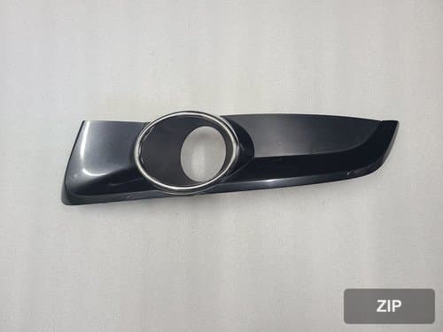 Накладка противотуманной фары переднего бампера левая Lotze B-класс (царапины)