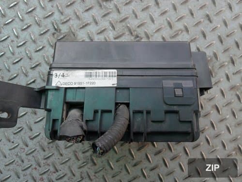 Блок предохранителей 919511F220