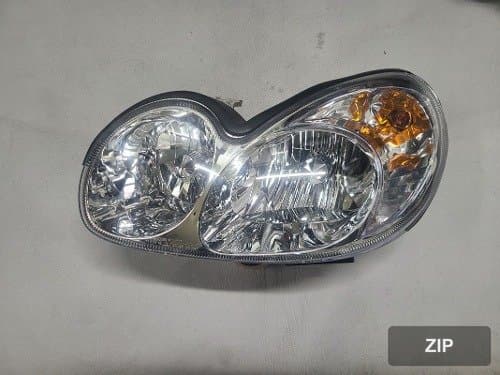 Фара передняя левая HID 921013D100