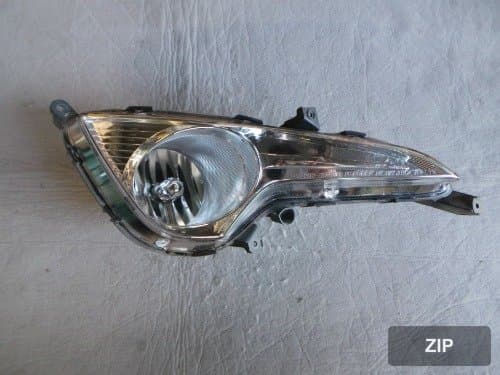 Противотуманная фара бампера правая 922023Z150