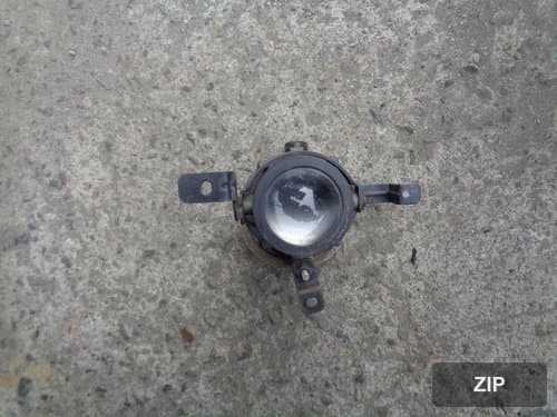 Противотуманная фара передняя левая 922012C700