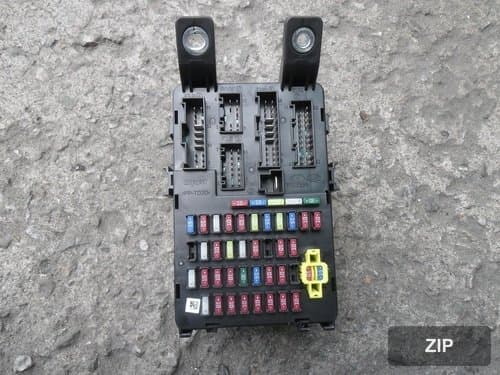 Блок предохранителей салона Nyu Pride 919501G080