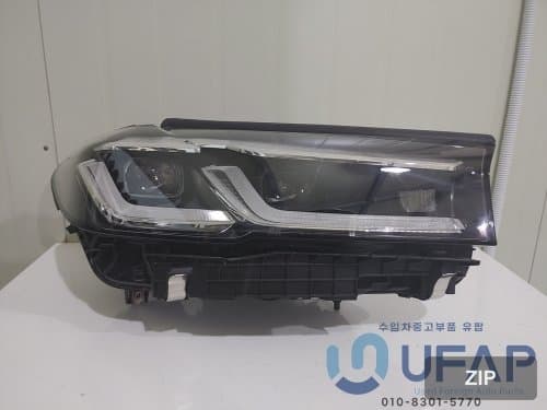 Фара передняя правая LED
