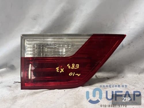 Фонарь подсветки багажника левый 63217162213