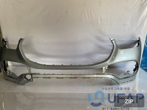 Передний бампер с 2 датчиками AMG A1678851800 A16788552039999