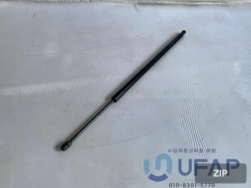 Газовый упор задней двери правый