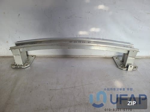 Рейлинг крыши задний A1676109900