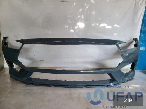 Передний бампер в сборе 7 поколения Ford Mustang PR3B17C831AW PR3Z17D957AB
