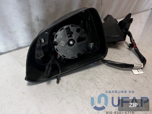 Боковое зеркало левое, Tesla Model 3, 2019–2024