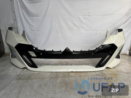 Передний бампер