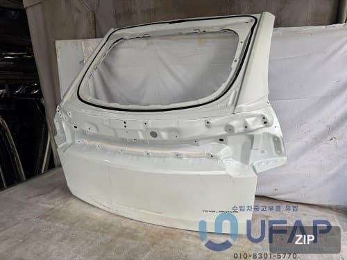 Задняя дверь (багажник) Tesla Model Y Juniper 2024–н.в.