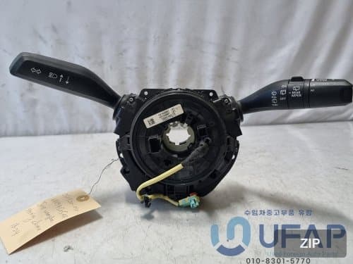 Переключатель на рулевой колонке Jeep Wrangler JL 18-24 68294505AB