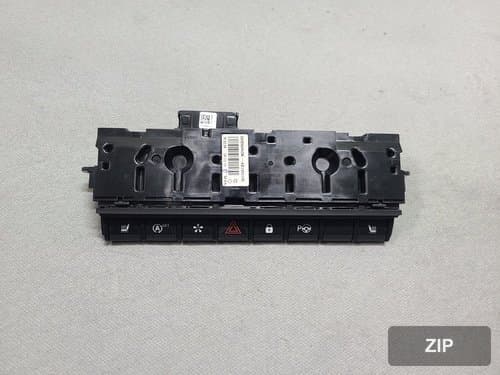 Переключатель мультифункциональный XM3 283E86963R (аварийные огни, подогрев сидений и др.)